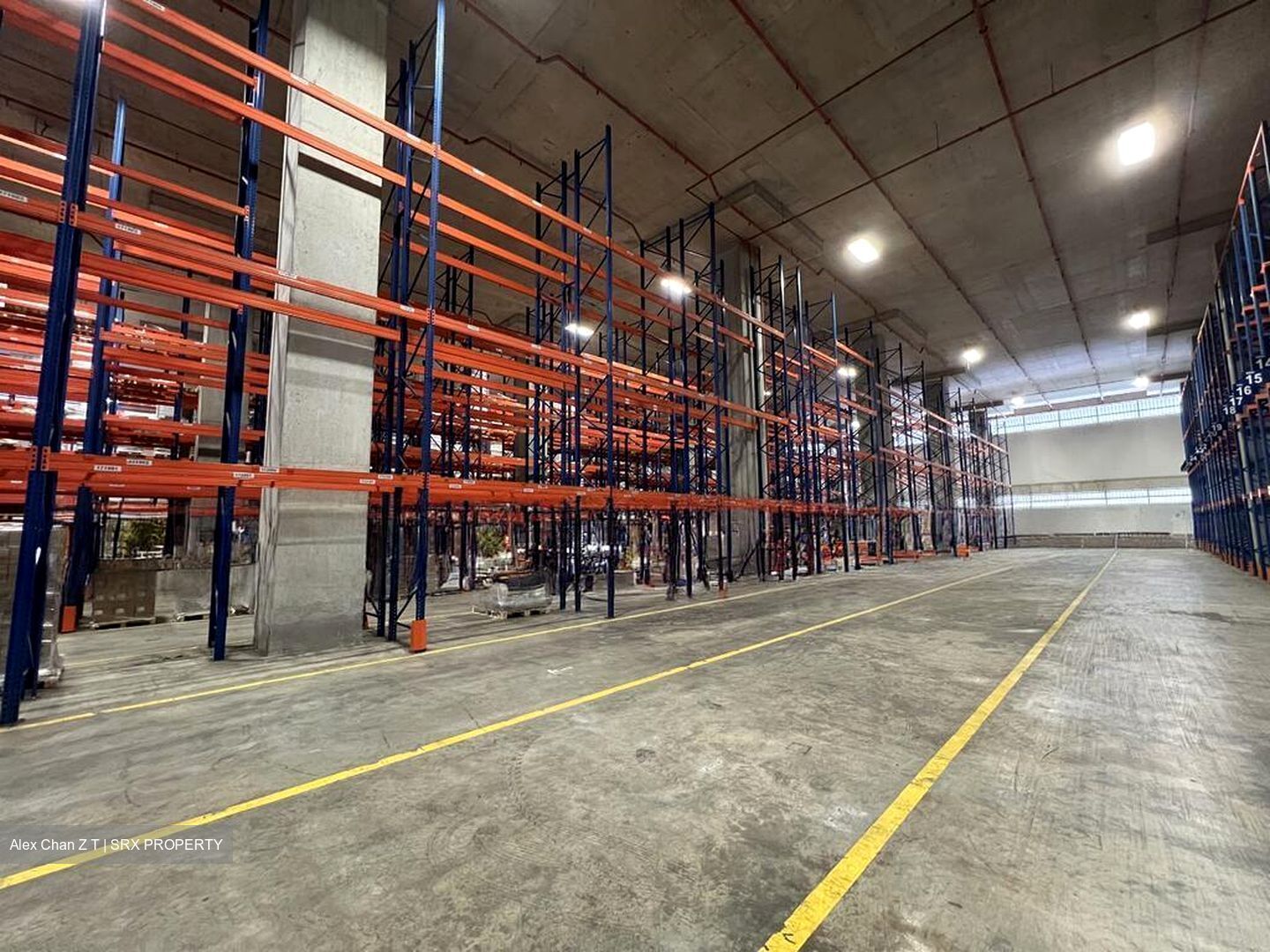 Jalan Buroh (D22), Warehouse #578702111